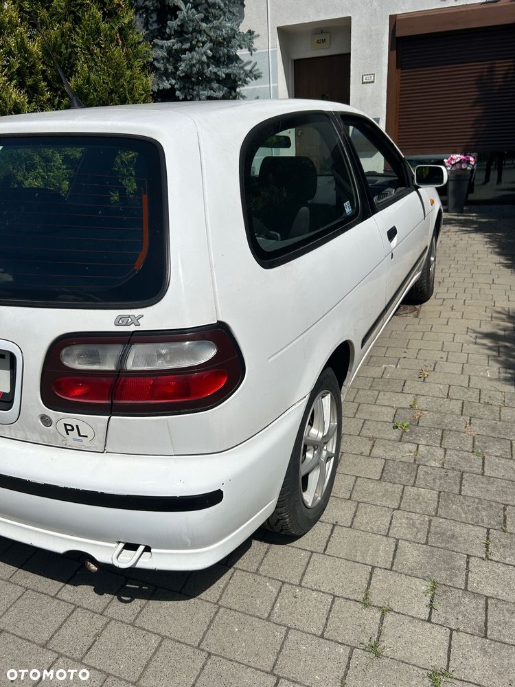 Nissan Almera 1.4 - 6