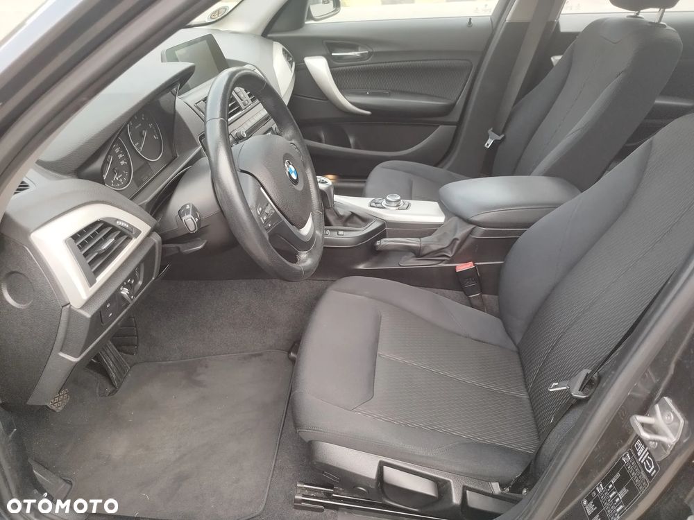 BMW Seria 1 118d - 10