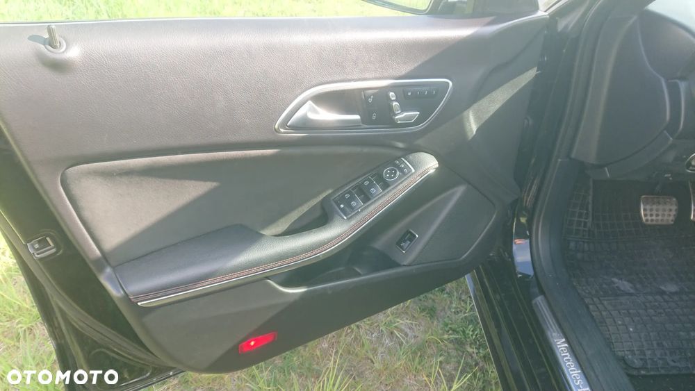 Mercedes-Benz CLA - 7