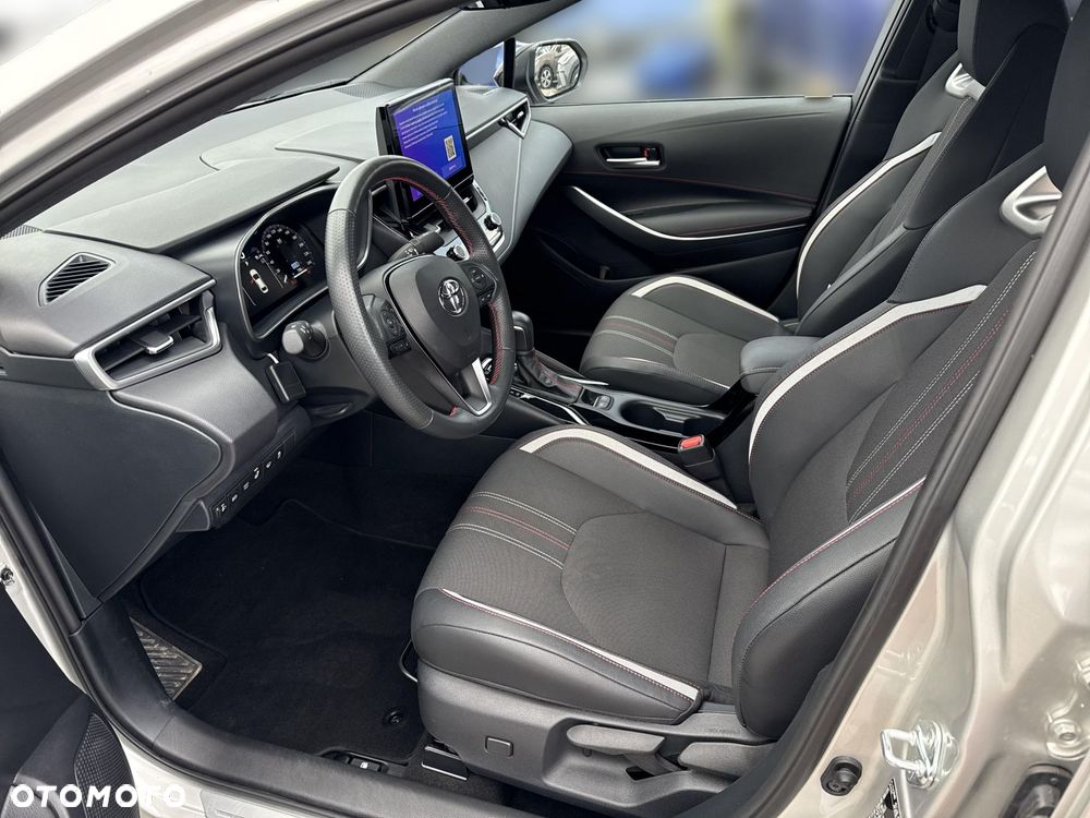 Toyota Corolla 1.8 Hybrid GR Sport Dynamic - 9