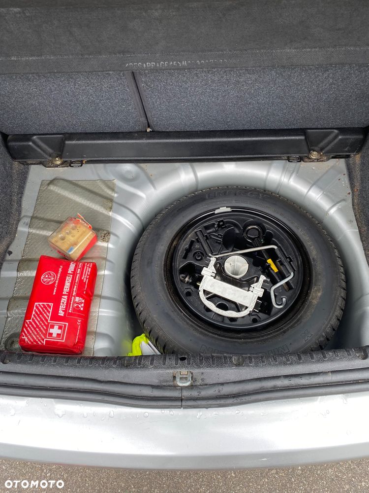 Renault Clio - 10