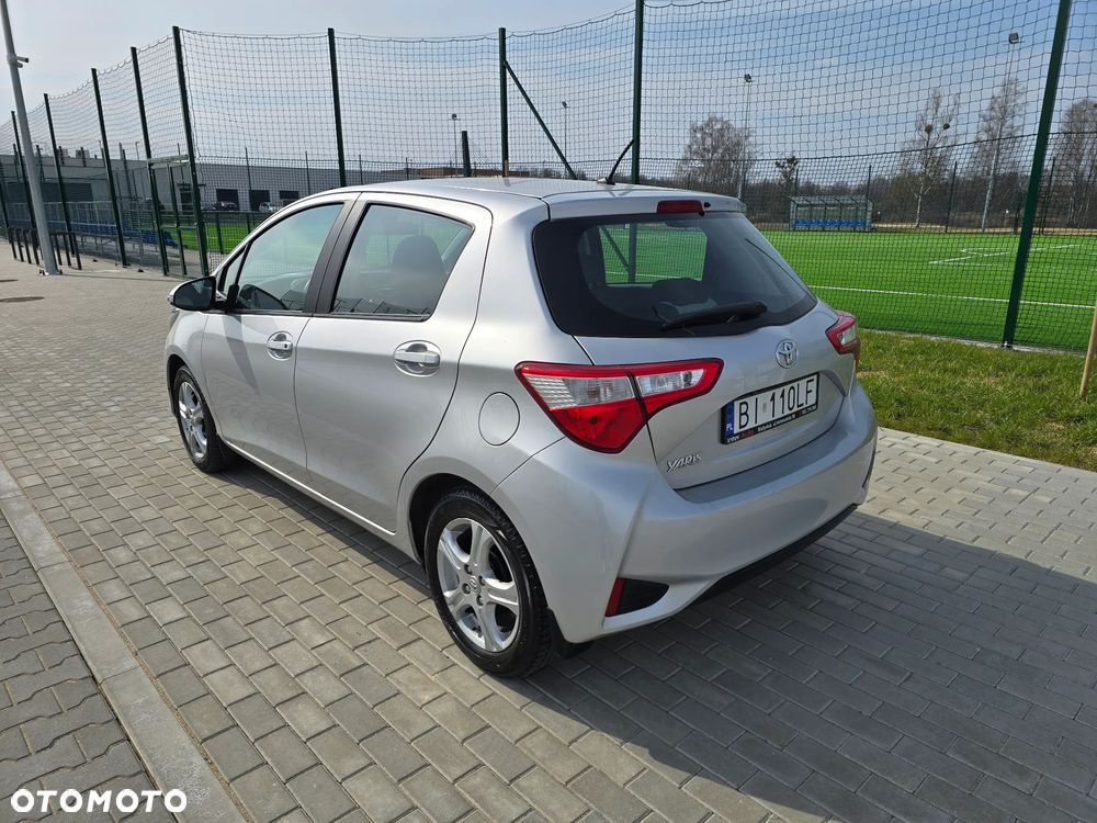 Toyota Yaris 1.5 Life - 13
