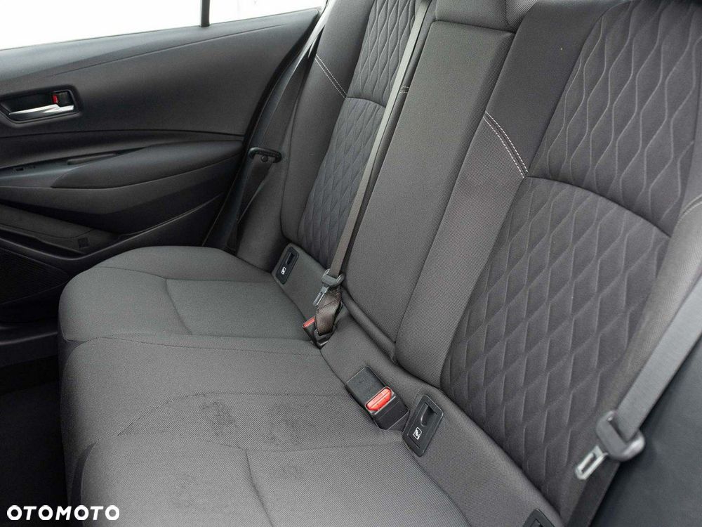 Toyota Corolla - 25