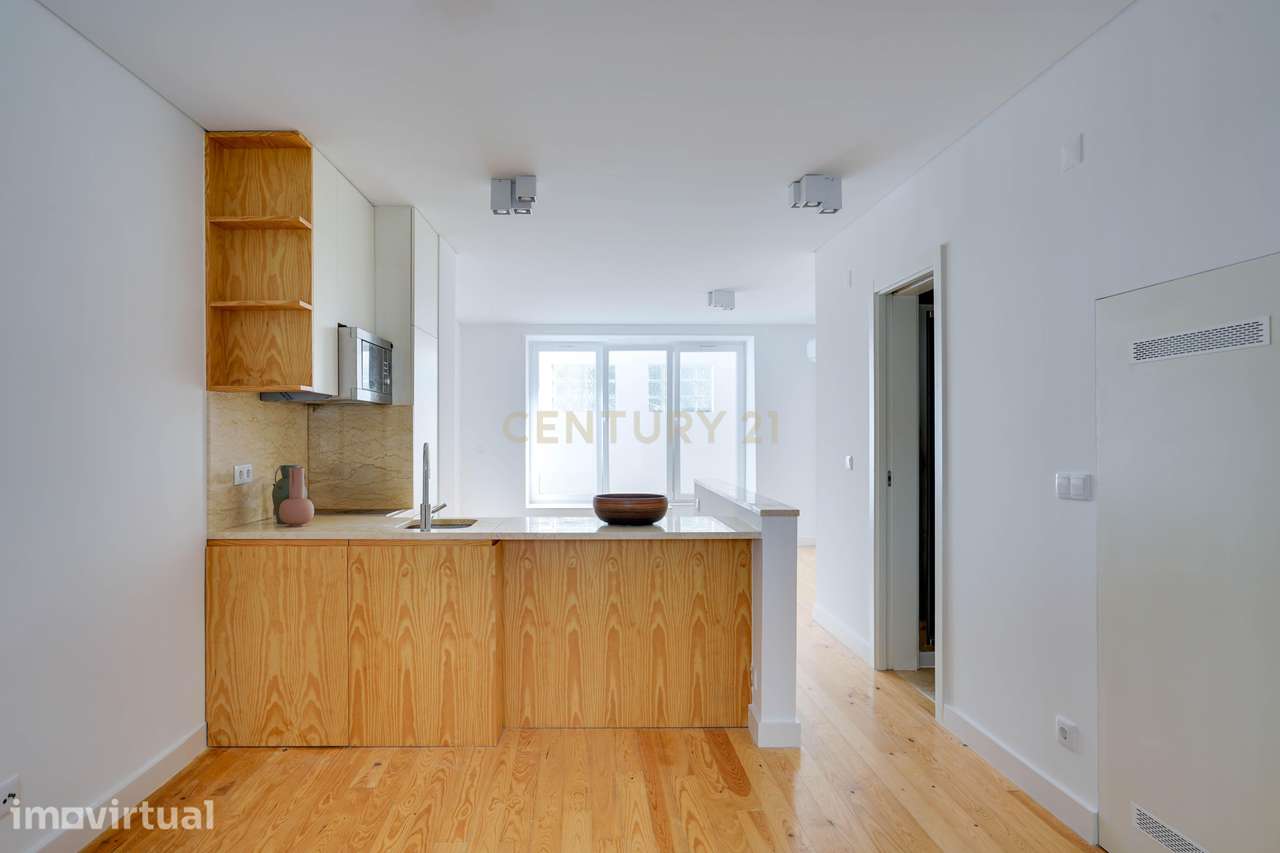 Apartamento T0 com Logradouro, zona central de Arroios - Grande imagem: 4/23