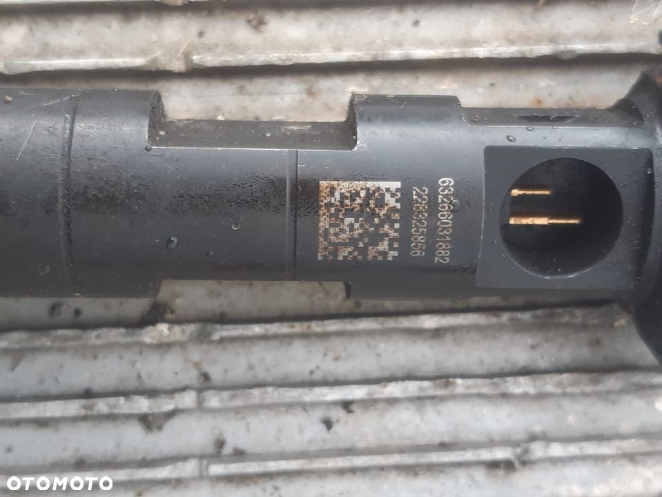 Wtryskiwacz Wtryskiwacze MB 906 06-11 63266031882 - 4