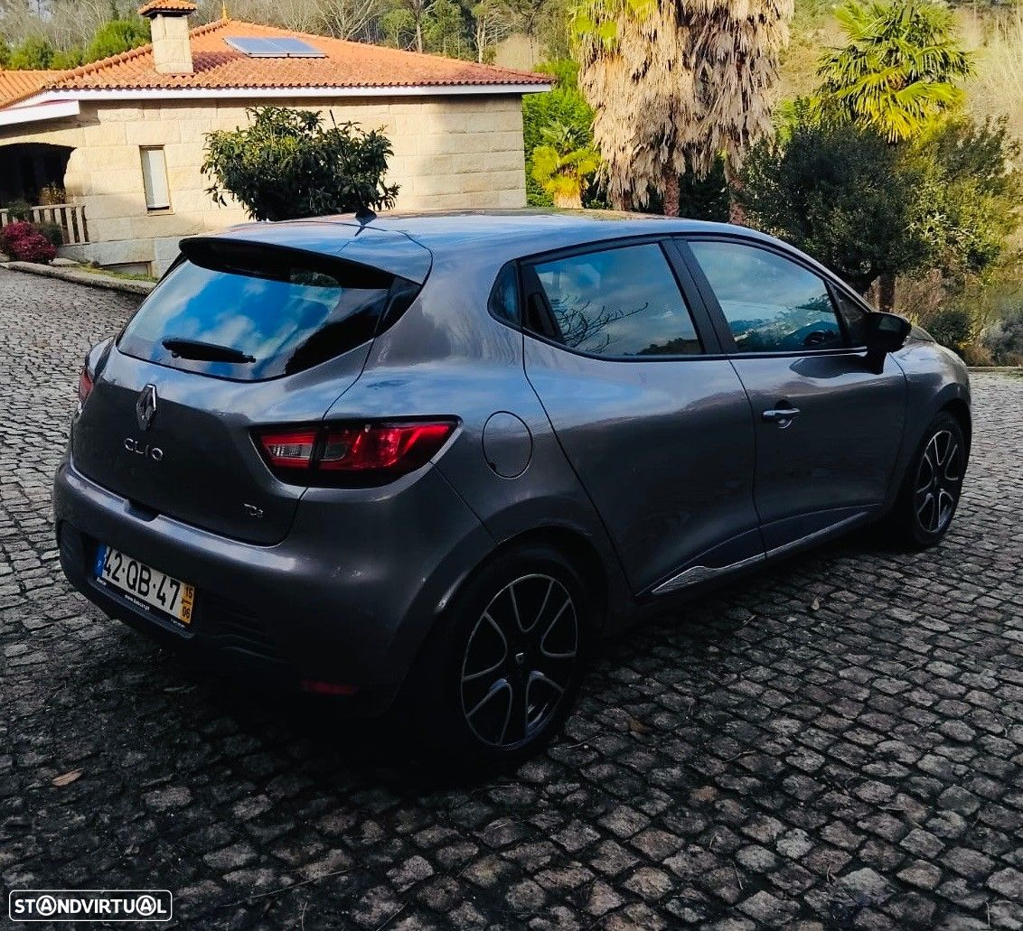 Renault Clio 0.9 TCE Limited - 6