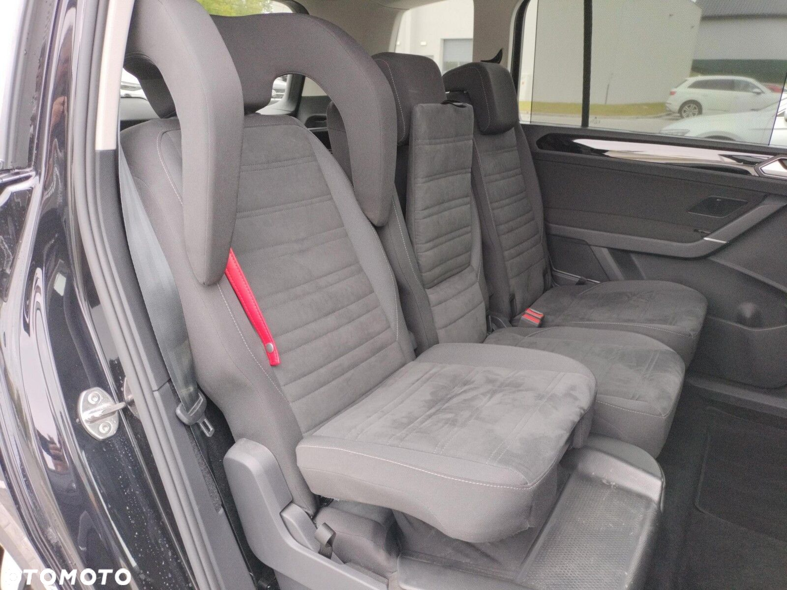 Volkswagen Touran 2.0 TDI BMT Highline DSG - 30