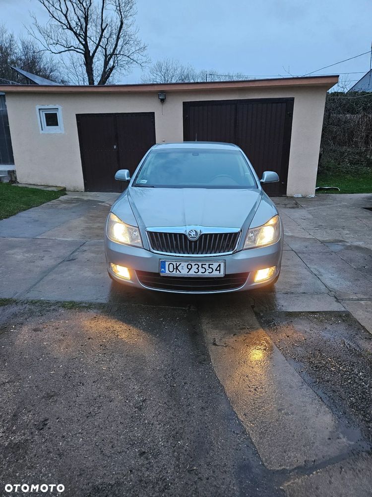 Skoda Octavia 1.6 IMPULS EDITION - 6