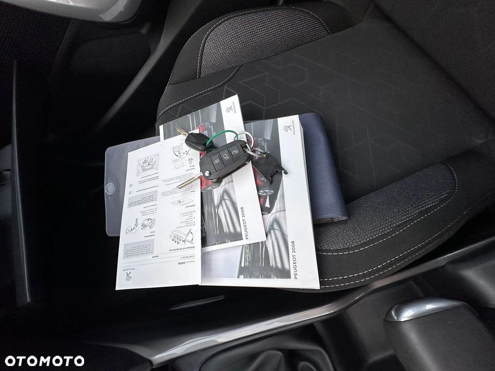 Peugeot 2008 - 16