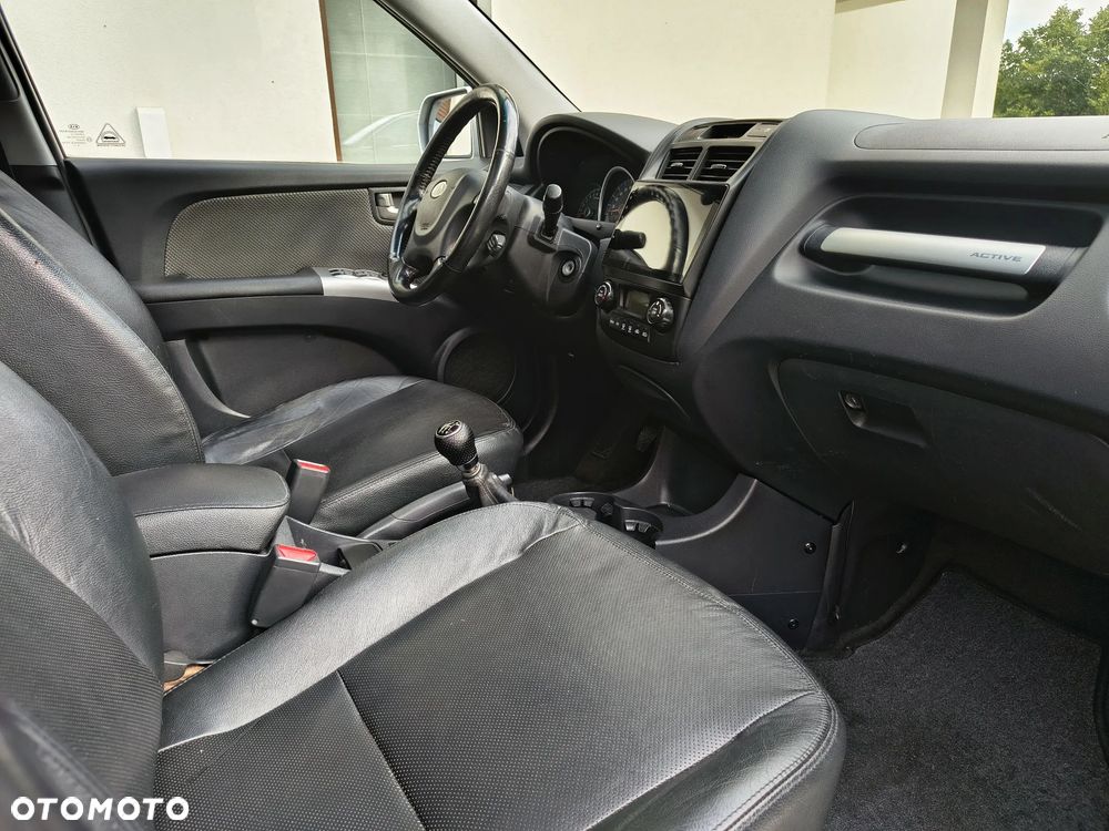 Kia Sportage 2.0 2WD LX - 29