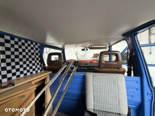Volkswagen Transporter - 10