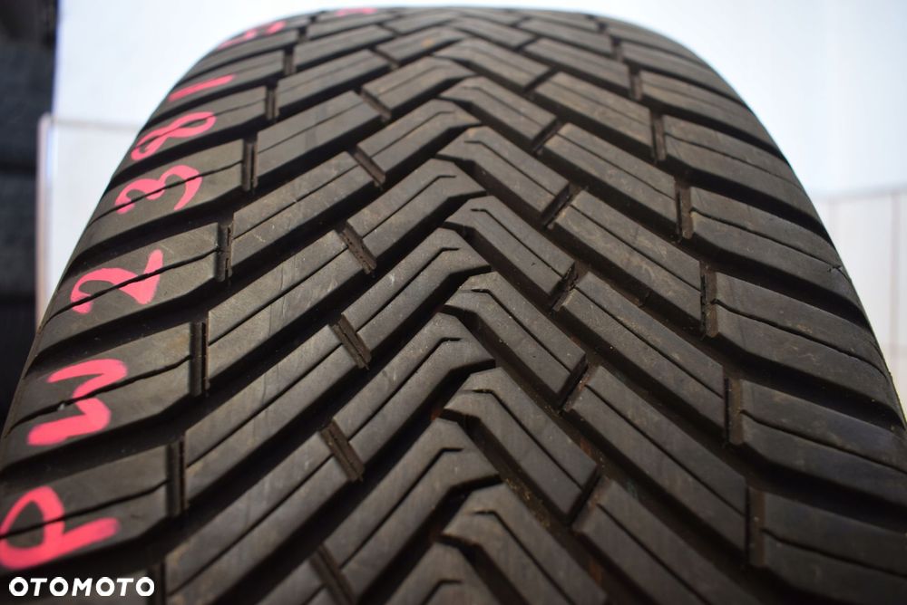 R20 235/50 Continental AllSeasonContact Wysyłka gratis!