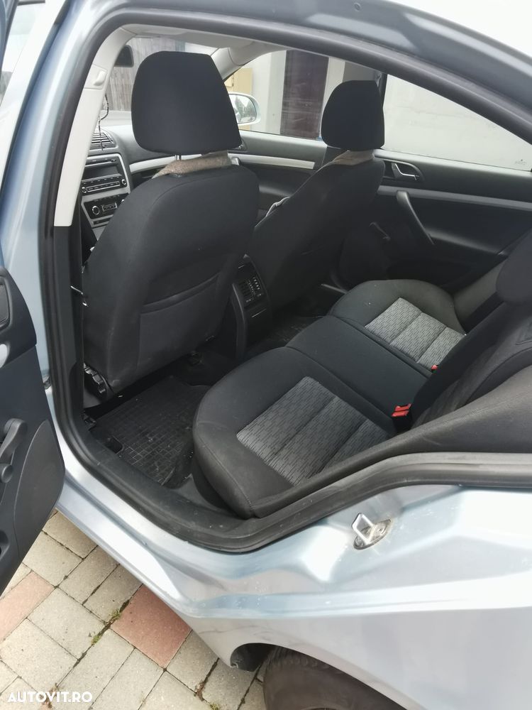 Skoda Octavia 1.2 TSI Ambiente - 7