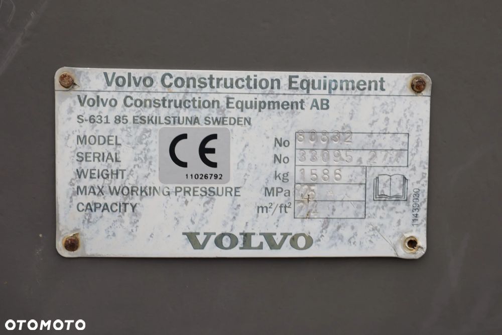 Chwytak do drewna do ładowarki Volvo L110 L120 2.4m3 80832 - 14