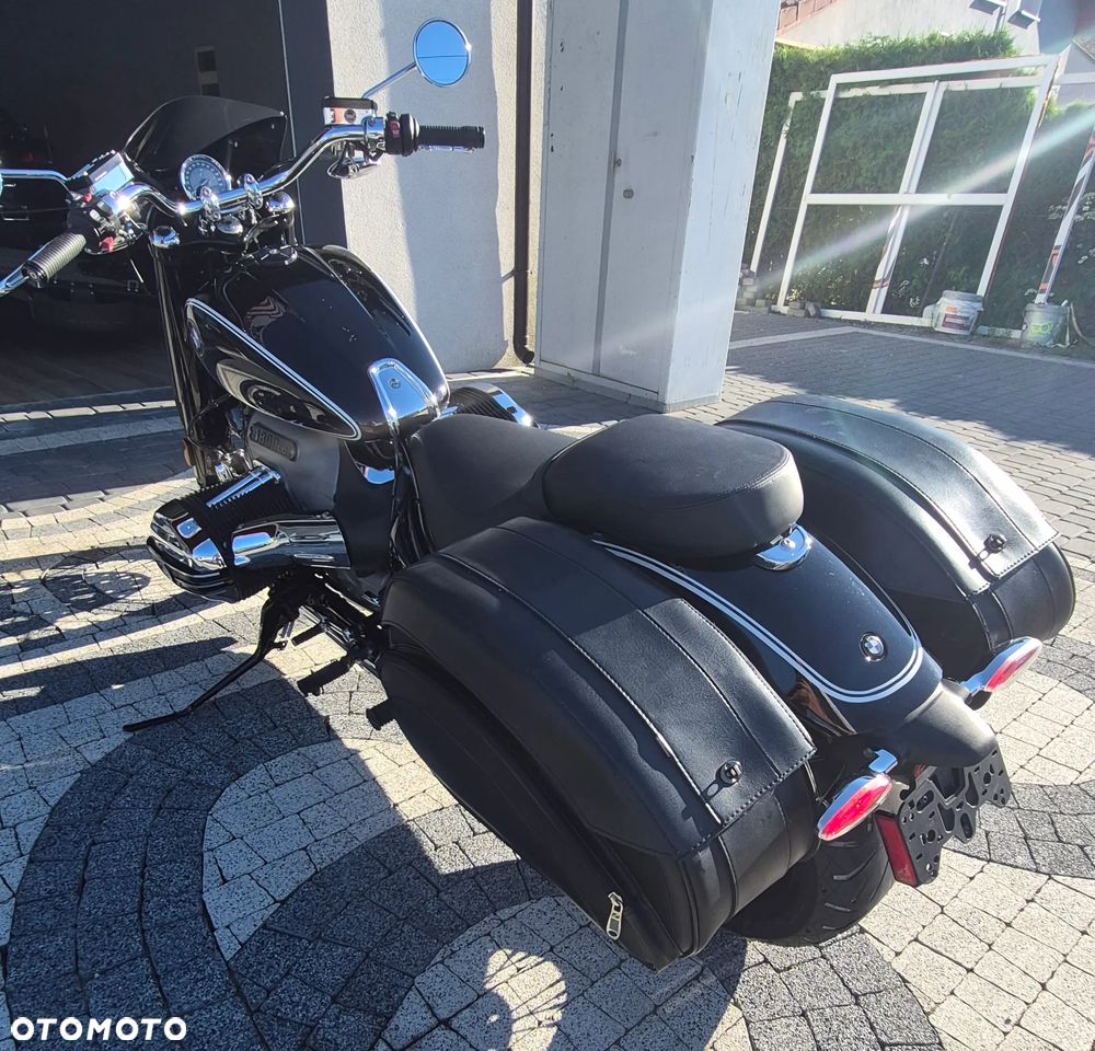 BMW R - 8