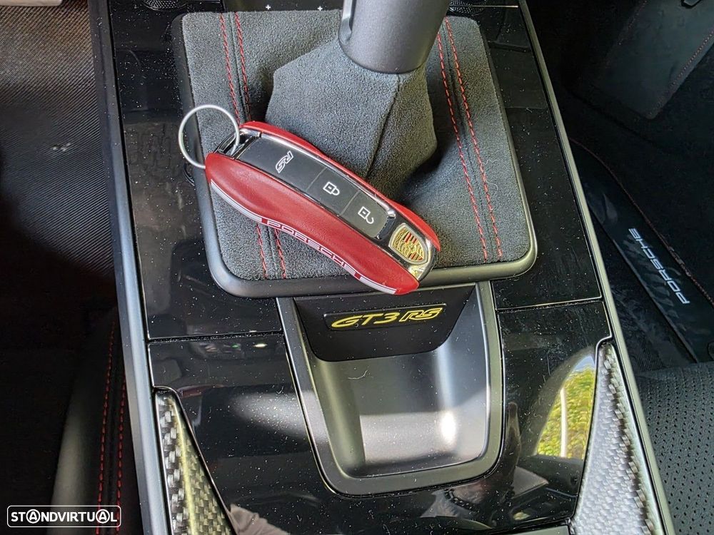 Porsche 911 (992) - 23