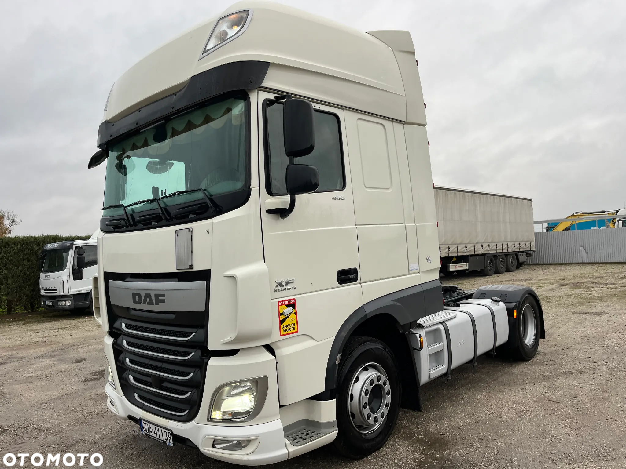 DAF - 12