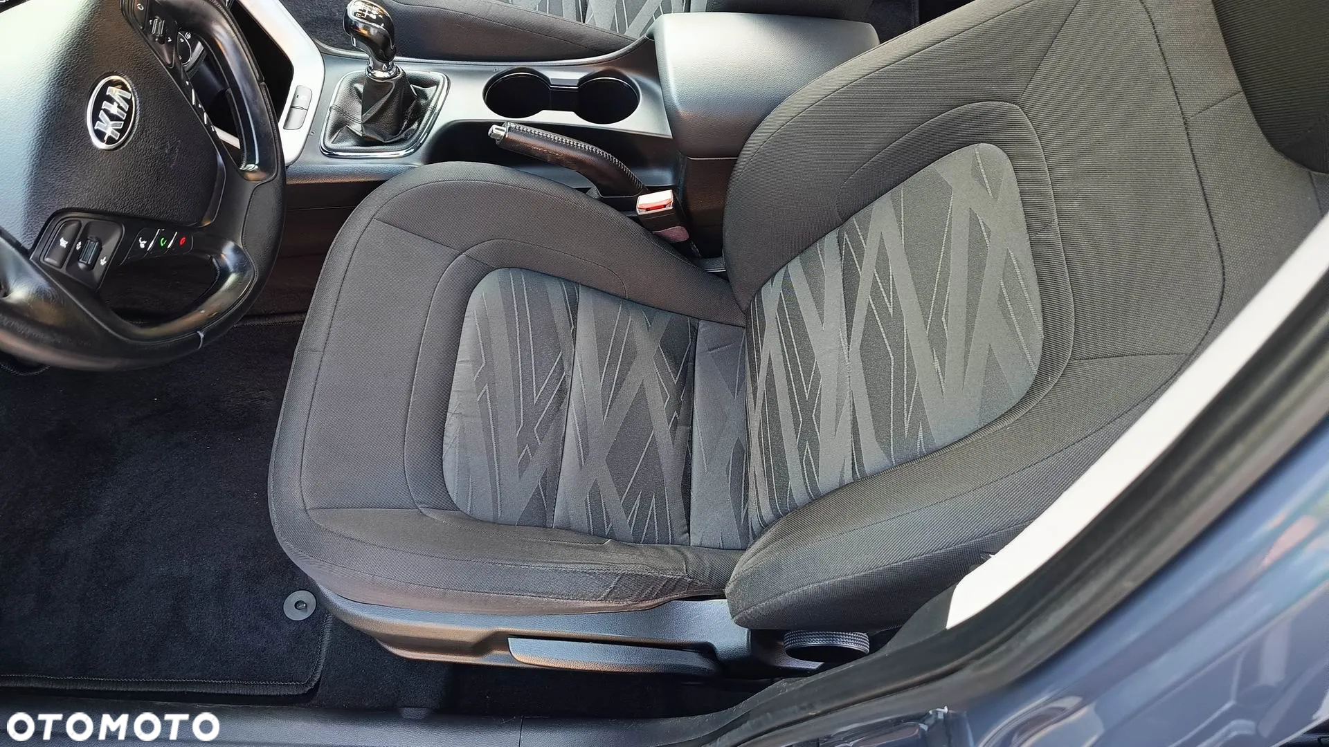 Kia Ceed 1.4 CRDi 90 Edition 7 - 15