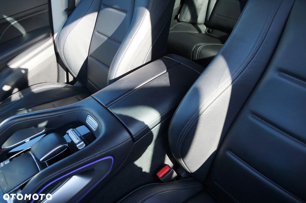 Mercedes-Benz GLE 350 d 4Matic 9G-TRONIC AMG Line - 24