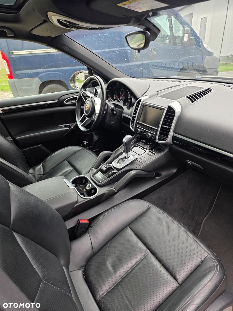 Porsche Cayenne Diesel Platinum Edition - 6