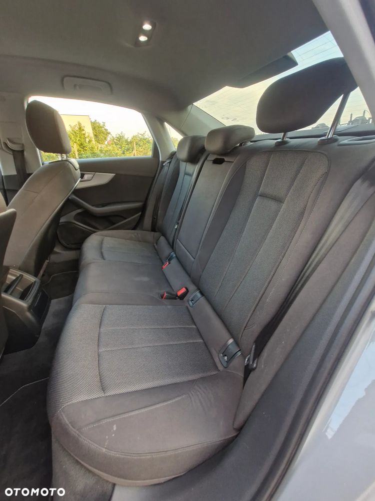 Audi A4 Limousine 2.0 TDI - 13