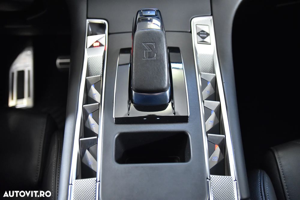 DS Automobiles DS 7 Crossback - 16