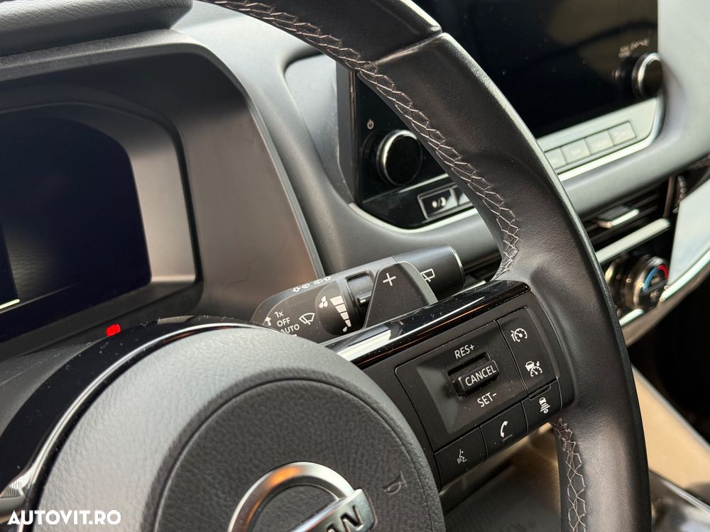 Nissan Qashqai 1.3 157CP 2WD DCT N-Connecta - 29