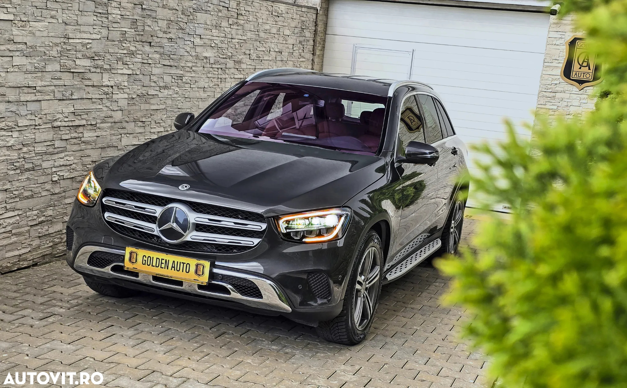 Mercedes-Benz GLC - 23