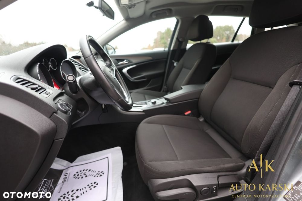 Opel Insignia - 38