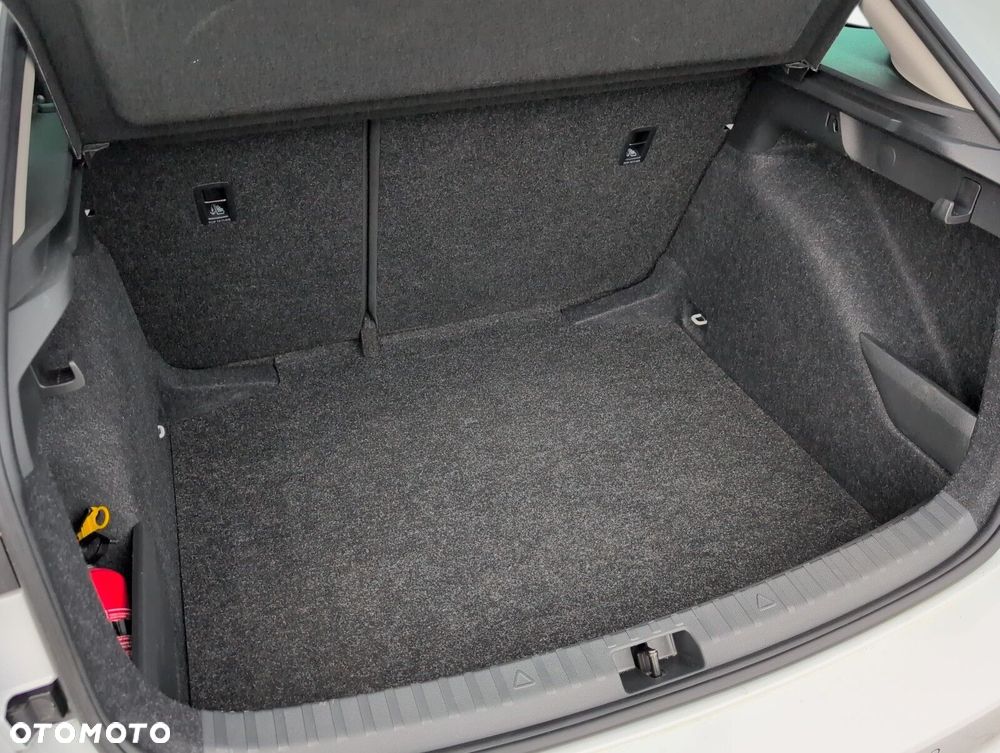 Skoda Scala 1.0 TSI Selection DSG - 10
