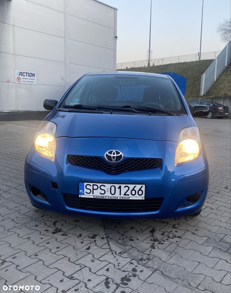 Toyota Yaris - 6
