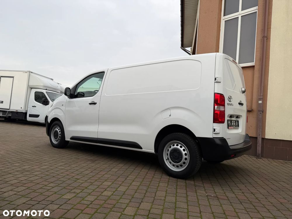 Toyota Proace 2,0 L2H1 - 7