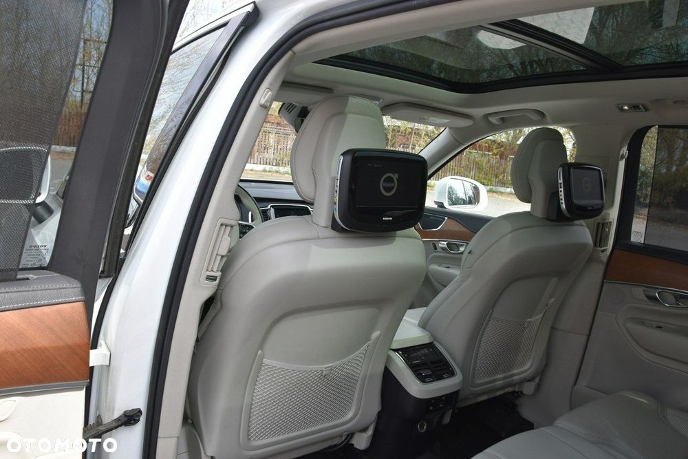Volvo XC 90 - 18