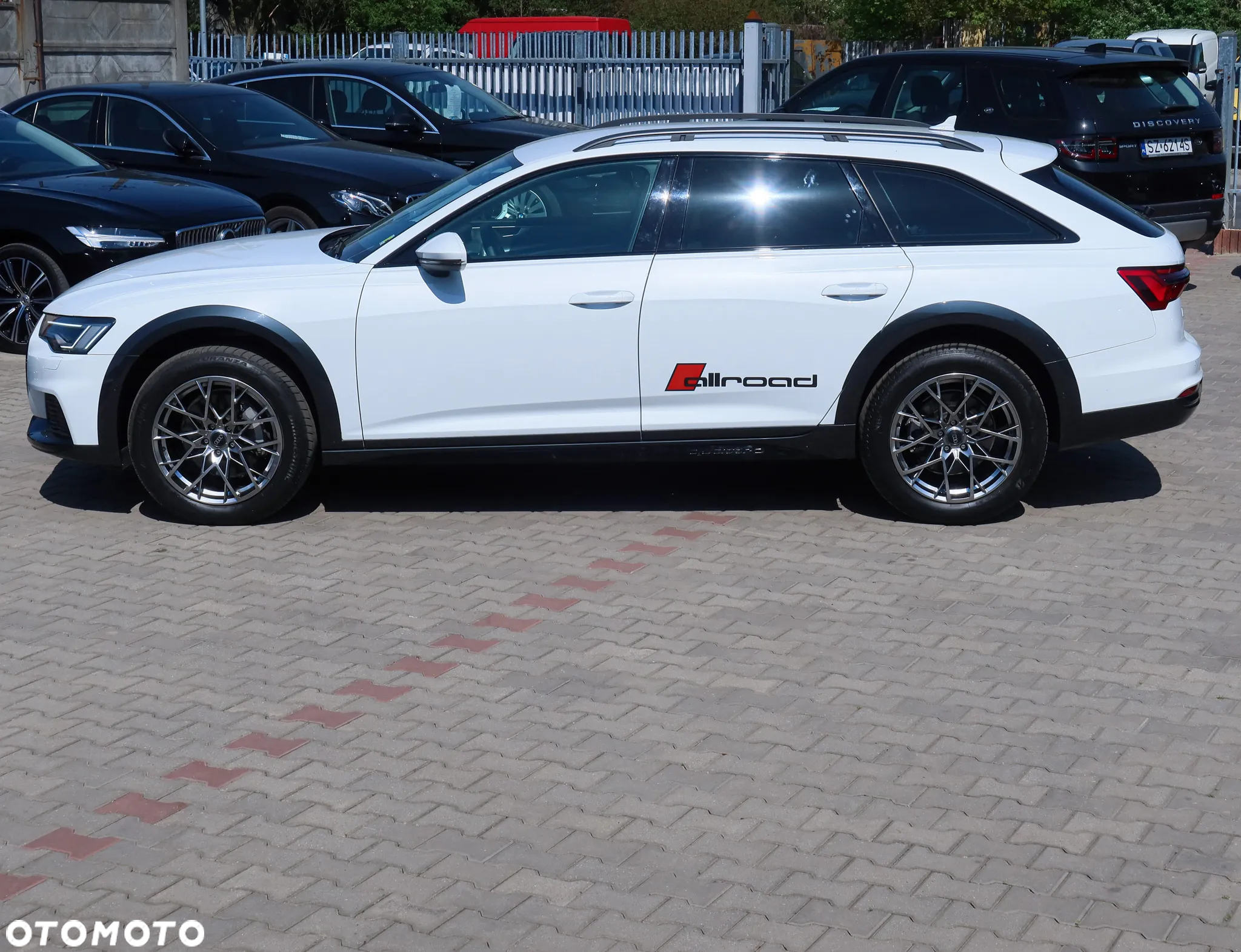 Audi A6 Allroad - 32