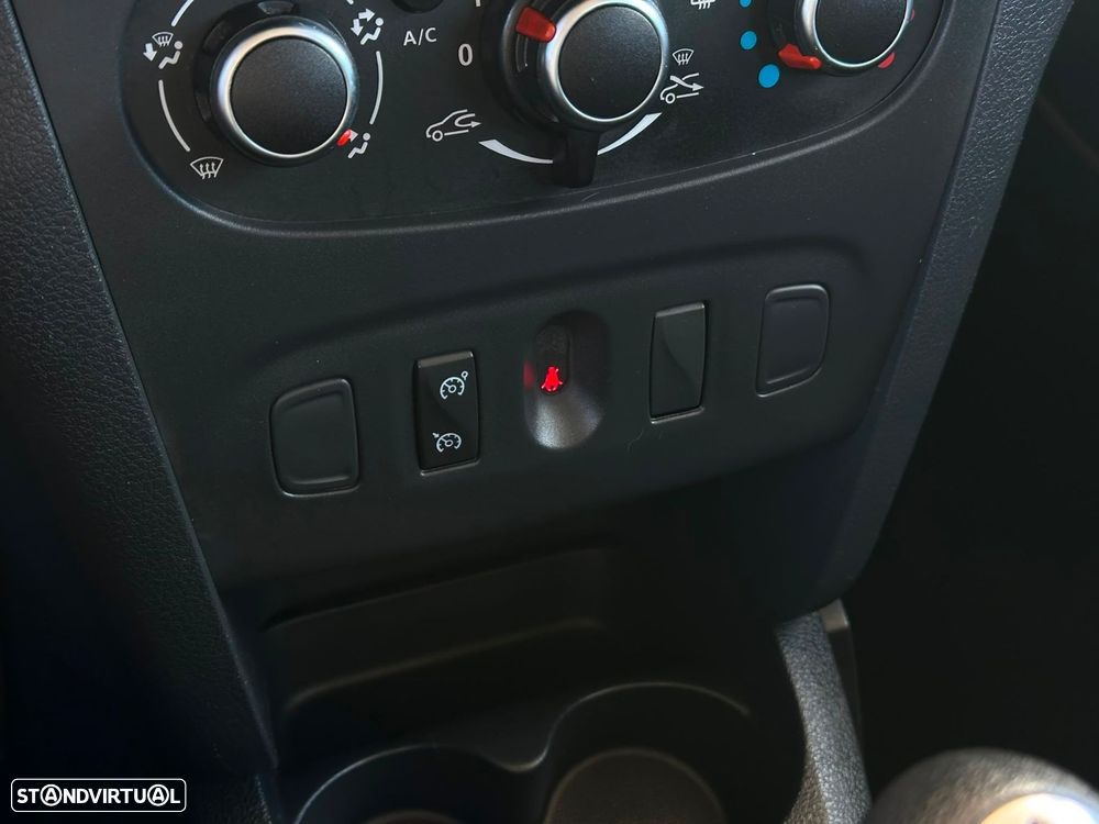 Dacia Sandero 1.0 SCe Comfort - 21