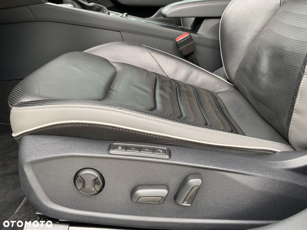 Volkswagen Arteon Shooting Brake 2.0 TDI 4Motion Elegance DSG - 24