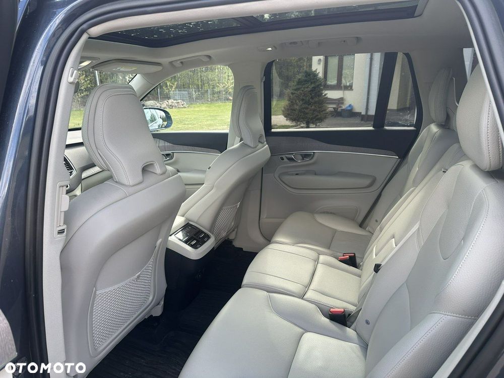 Volvo XC 90 - 39