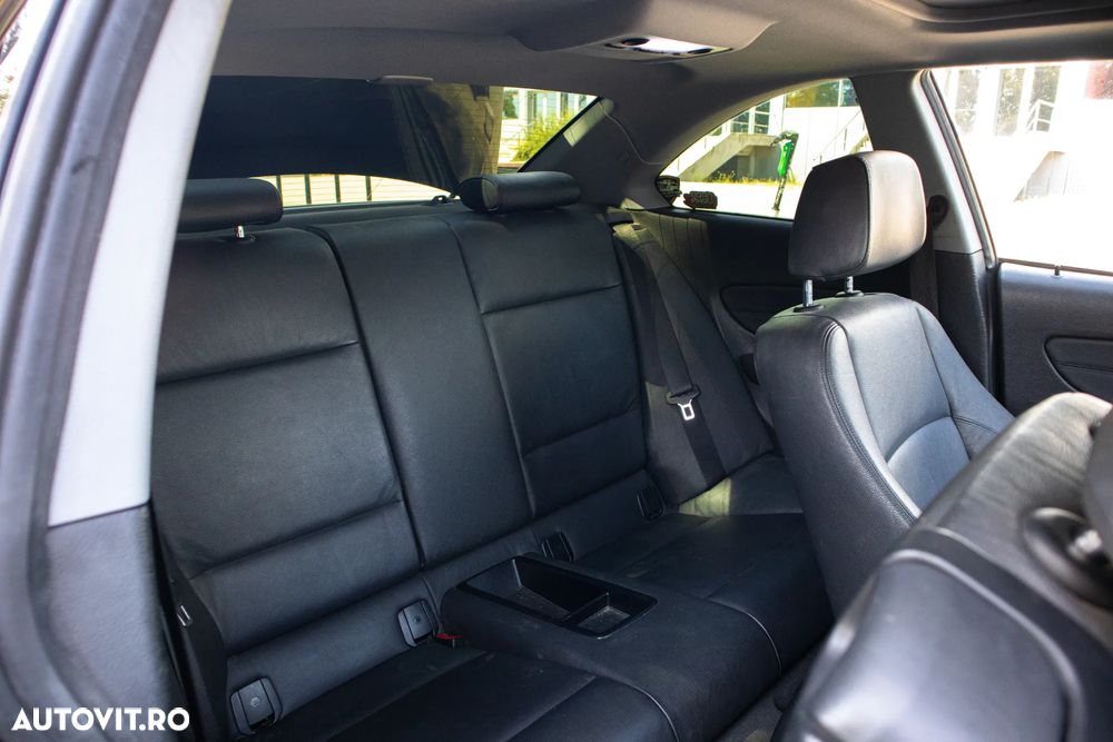 BMW Seria 1 120d Coupe Aut. - 22