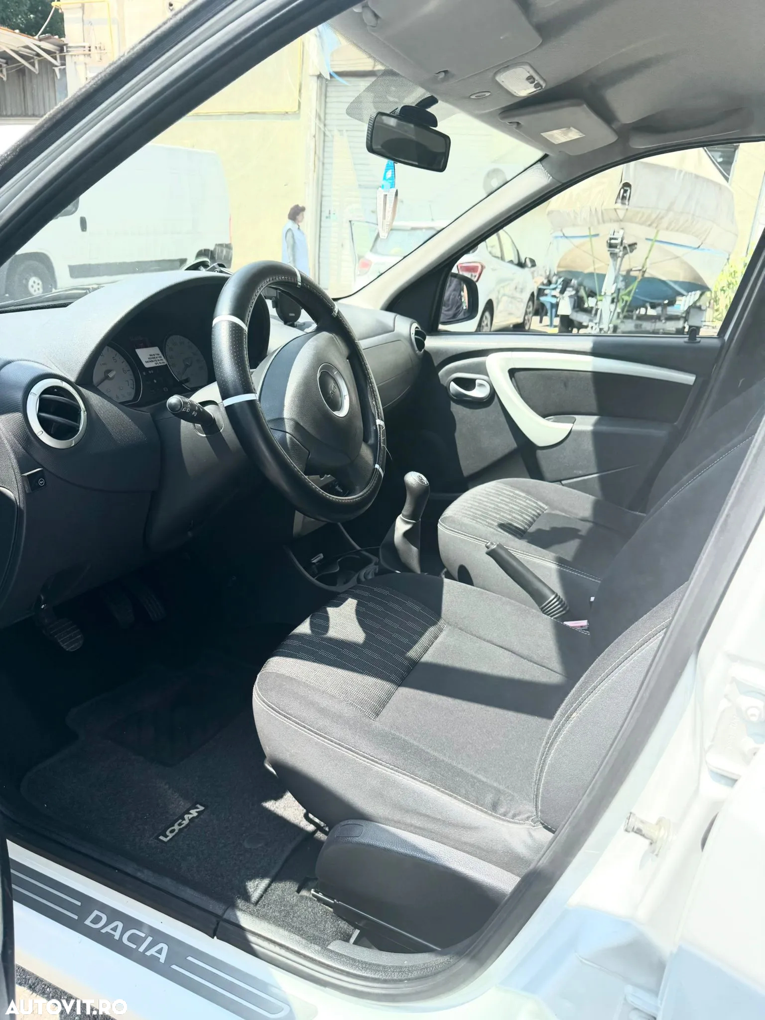 Dacia Logan - 6