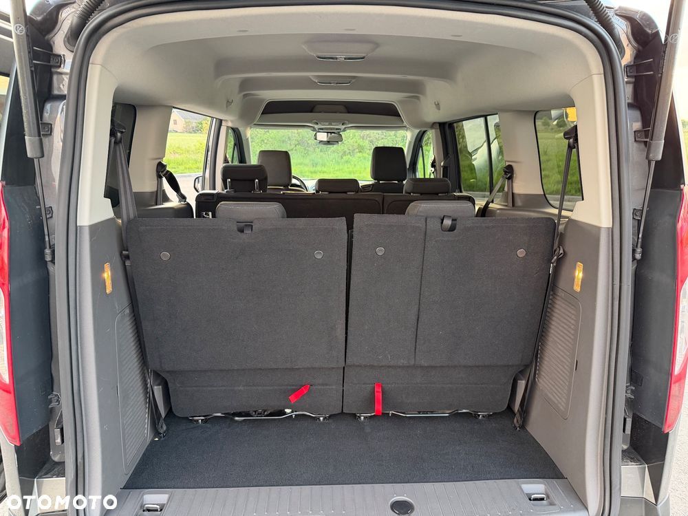 Ford Tourneo Connect Grand - 16