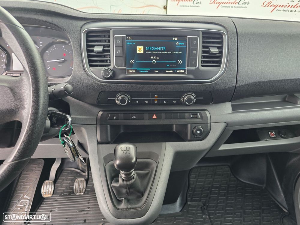 Peugeot Expert 2.0 BlueHDi L2H1 Premium Standard - 19