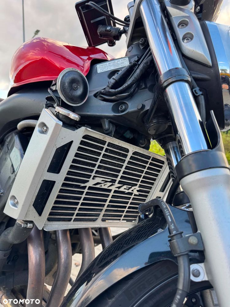 Yamaha FZ6 - 8