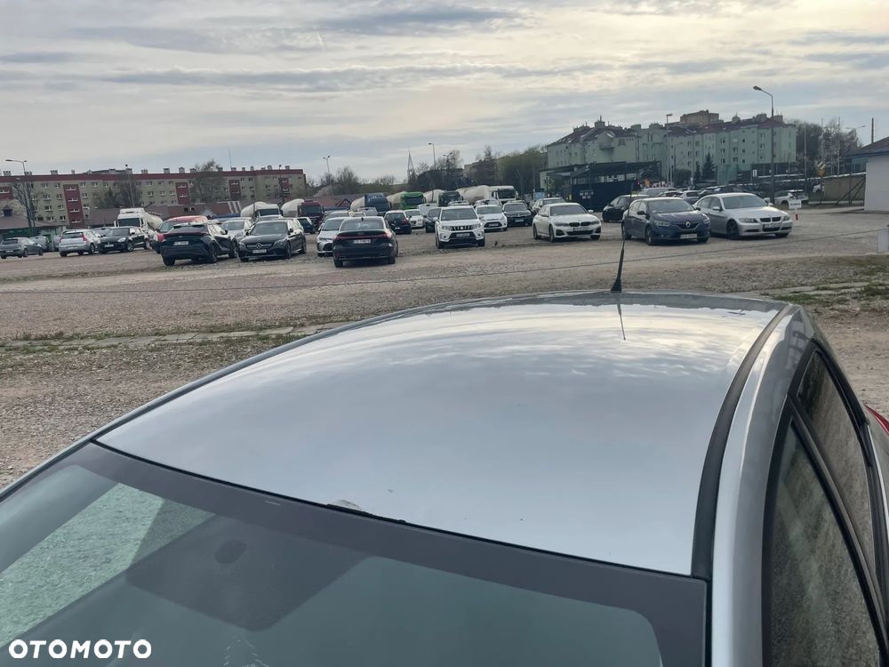 Toyota Auris 2.0 D-4D - 13