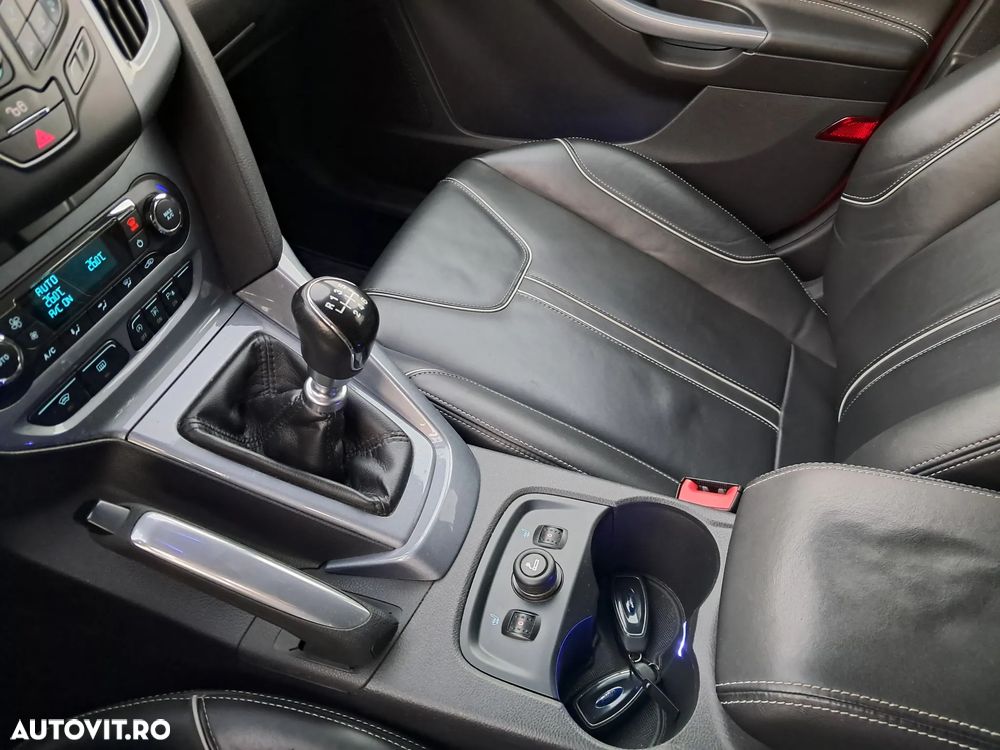 Ford Focus 1.6 EcoBoost Start-Stopp-System Champions Edition - 20