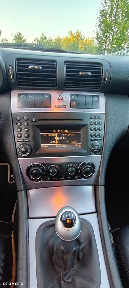 Mercedes-Benz CLC - 15