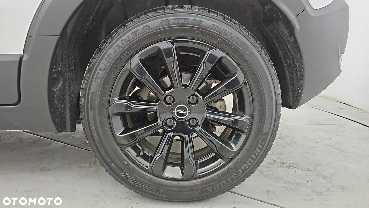 Opel Crossland 1.2 T Elegance - 24