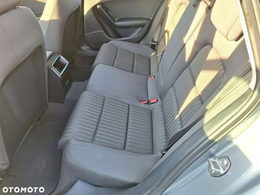 Audi A4 Avant 1.8 TFSI Ambiente - 16