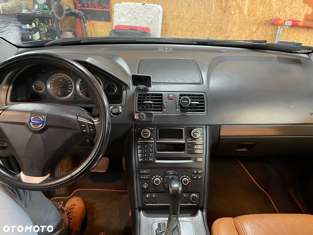 Volvo XC 90 - 7