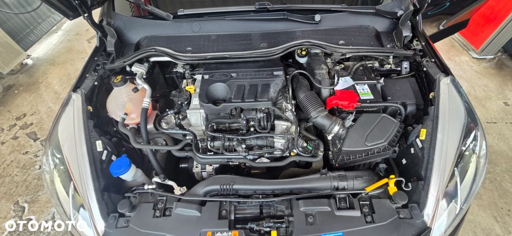 Ford Fiesta 1.0 EcoBoost S&S TITANIUM - 41