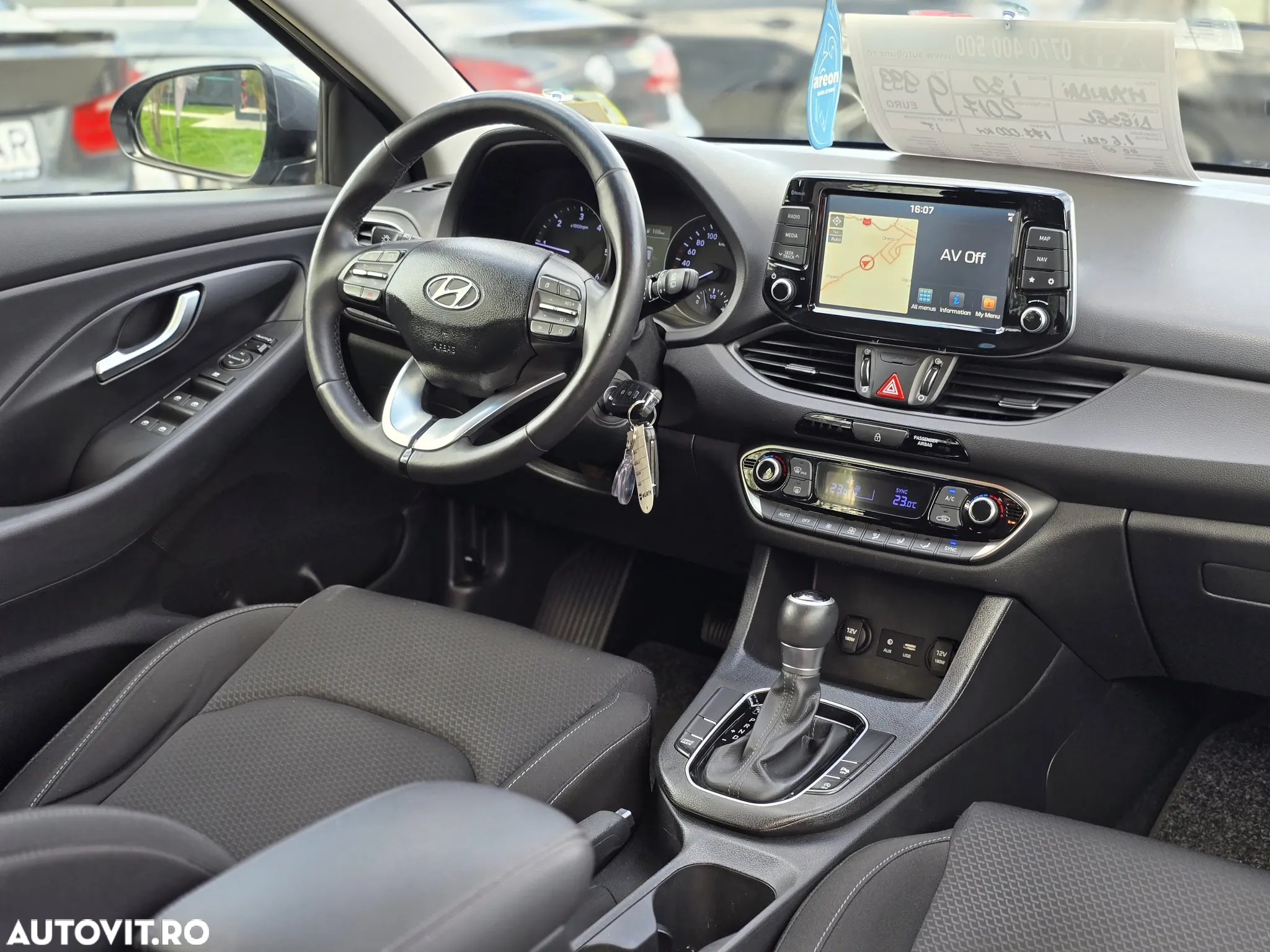 Hyundai i30 Kombi 1.6 CRDI DCT Select - 8
